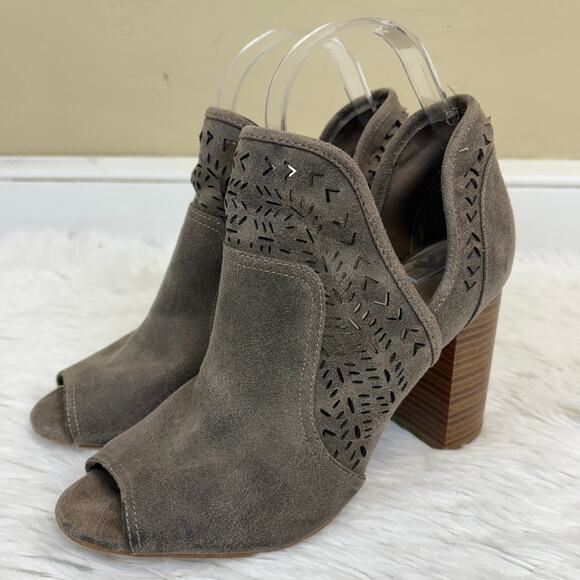Fergalicious by Fergie Open Toe Laser Cut Taupe Suede Bootie Size 7.5 - Picture 4 of 8